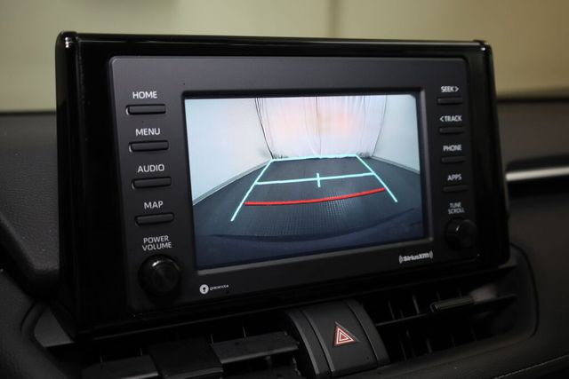 Thumbnail: 2021 Toyota RAV4 - 15