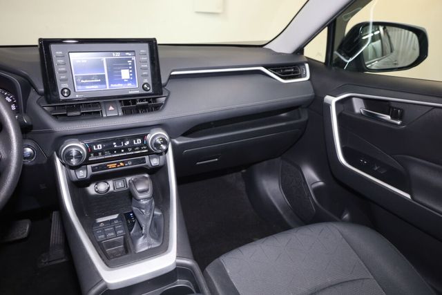 Thumbnail: 2021 Toyota RAV4 - 29