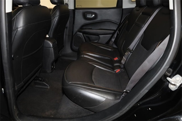 2020 Jeep Compass Latitude 12