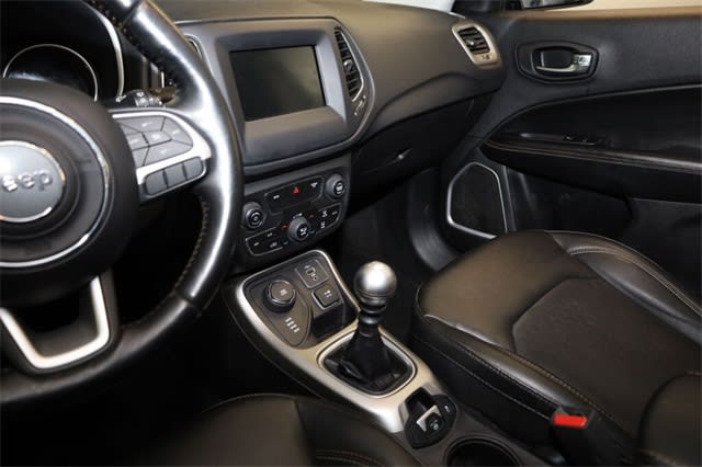 2020 Jeep Compass Latitude 29