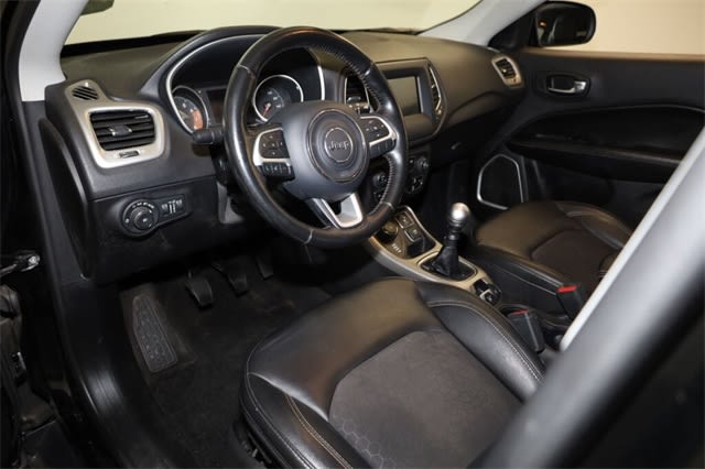 2020 Jeep Compass Latitude 2