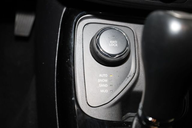 Thumbnail: 2019 Jeep Compass - 16