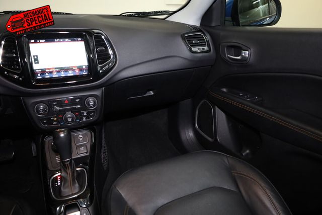 Thumbnail: 2017 Jeep Compass - 13