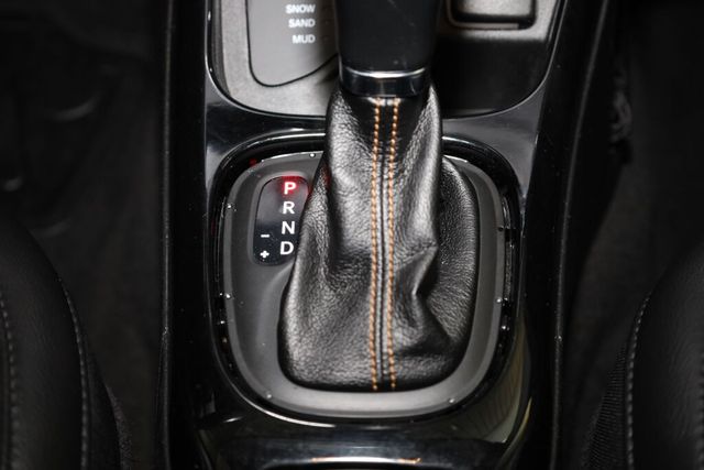 Thumbnail: 2018 Jeep Compass - 16