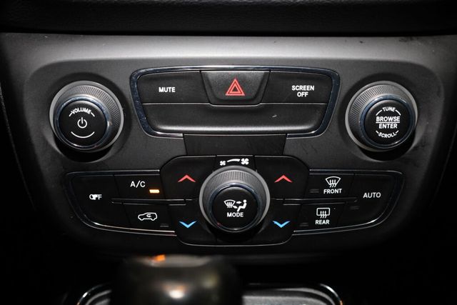 Thumbnail: 2018 Jeep Compass - 34