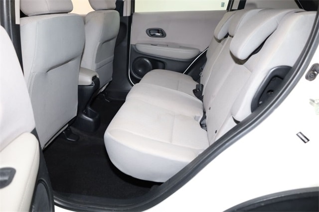 Thumbnail: 2016 Honda HR-V - 12