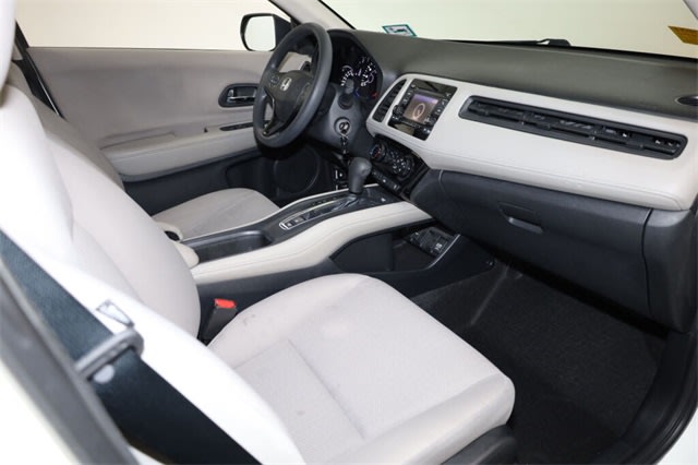 Thumbnail: 2016 Honda HR-V - 11