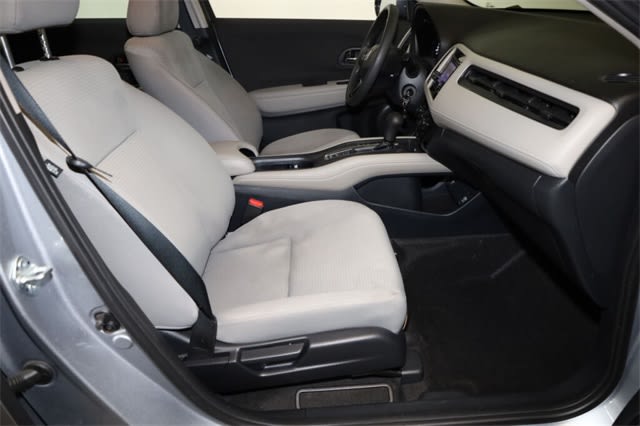 2022 Honda HR-V LX 28