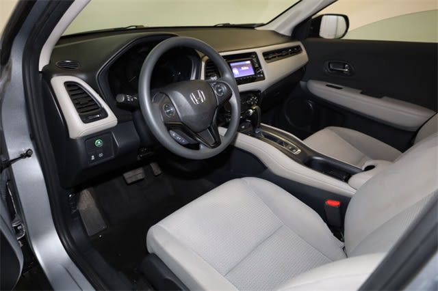 2022 Honda HR-V LX 2