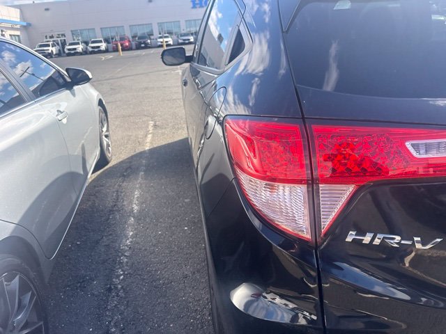 Thumbnail: 2018 Honda HR-V - 23