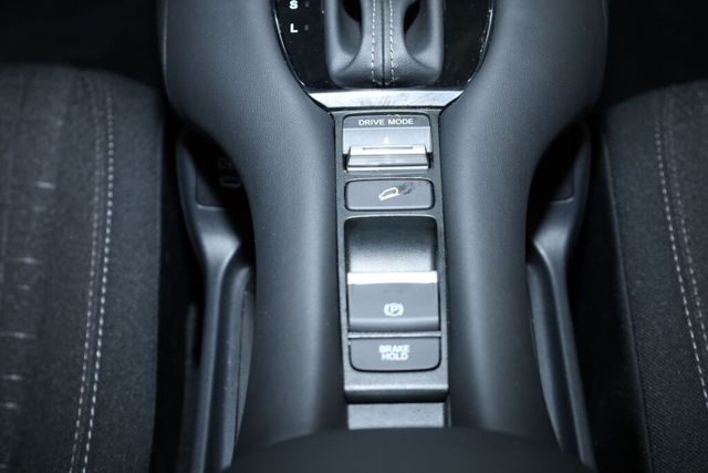Thumbnail: 2026 Honda HR-V - 33