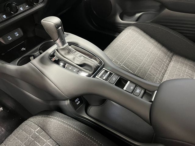 Thumbnail: 2027 Honda HR-V - 15