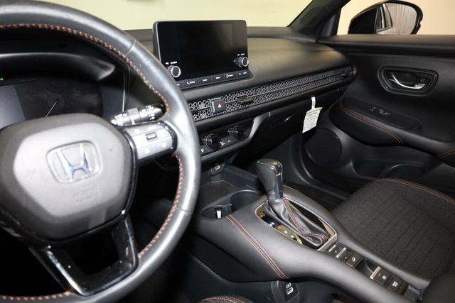 Thumbnail: 2023 Honda HR-V - 8