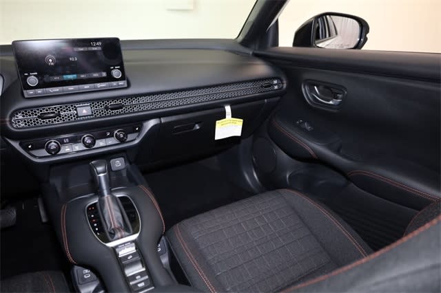 Thumbnail: 2025 Honda HR-V - 13