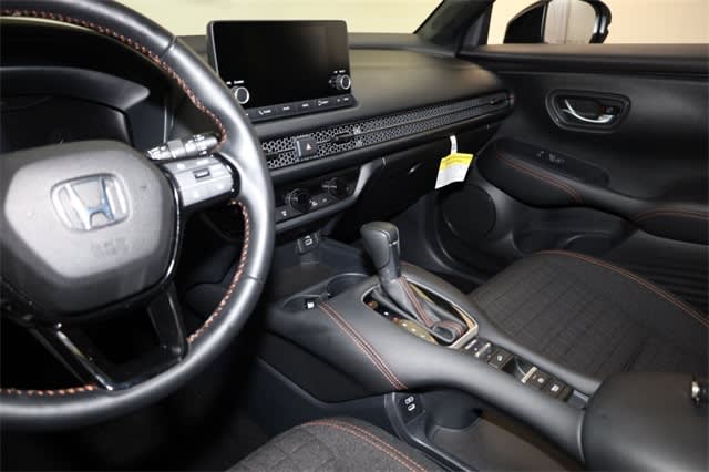 Thumbnail: 2025 Honda HR-V - 30