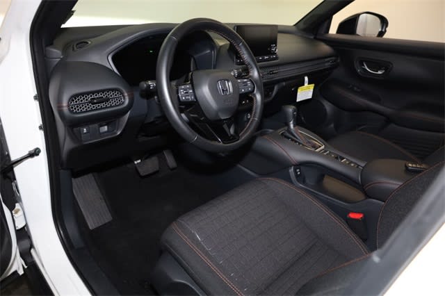 Thumbnail: 2025 Honda HR-V - 2