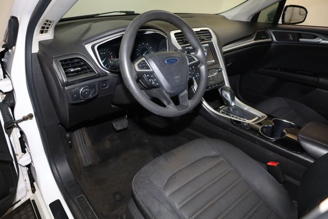 Thumbnail: 2014 Ford Fusion - 2