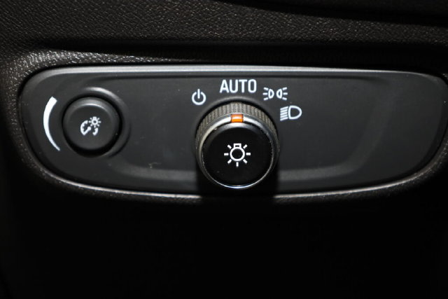 Thumbnail: 2021 Chevrolet Equinox - 28