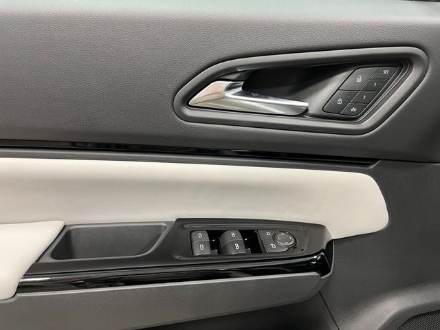 Thumbnail: 2026 Honda Prologue - 17
