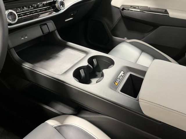 Thumbnail: 2026 Honda Prologue - 15