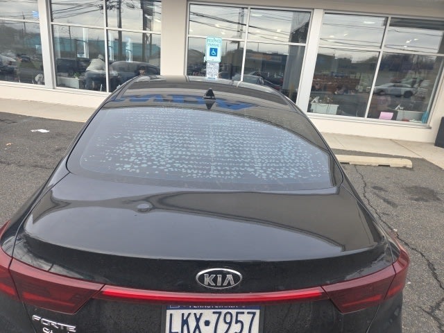 Thumbnail: 2019 Kia Forte - 17