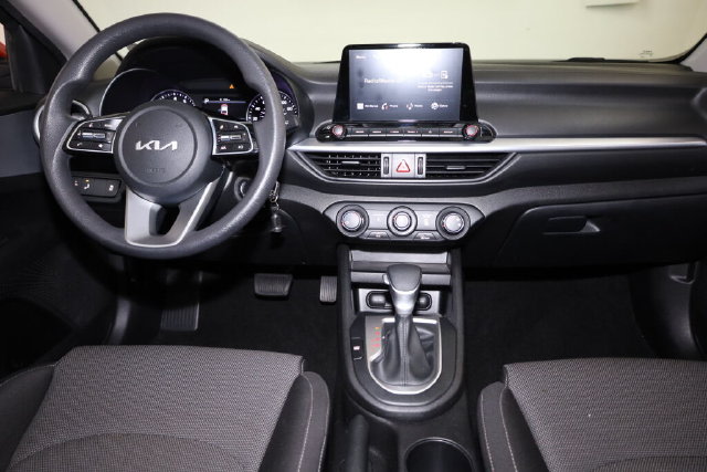 Thumbnail: 2023 Kia Forte - 14