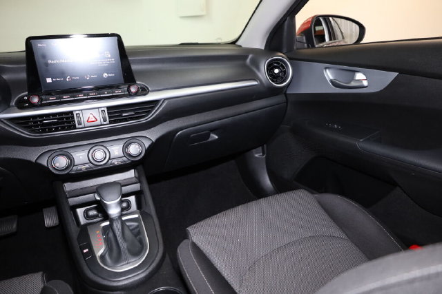 Thumbnail: 2023 Kia Forte - 29