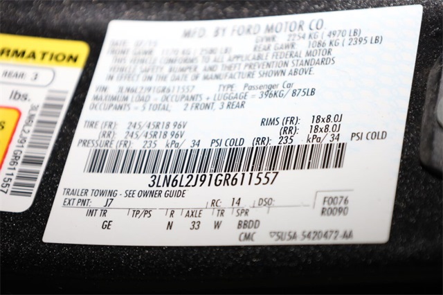 Thumbnail: 2016 Lincoln MKZ - 17