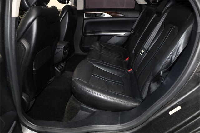 Thumbnail: 2016 Lincoln MKZ - 11