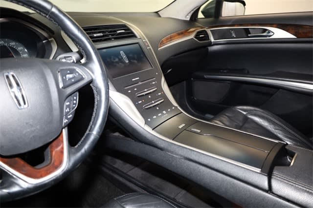 Thumbnail: 2016 Lincoln MKZ - 28