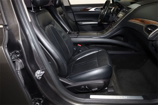 Thumbnail: 2016 Lincoln MKZ - 26