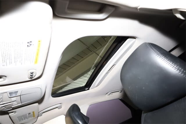 Thumbnail: 2016 Lincoln MKZ - 30