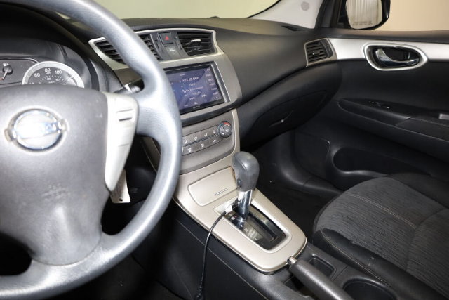 Thumbnail: 2014 Nissan Sentra - 8
