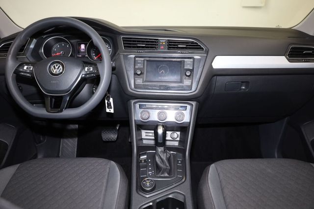 Thumbnail: 2020 Volkswagen Tiguan - 15
