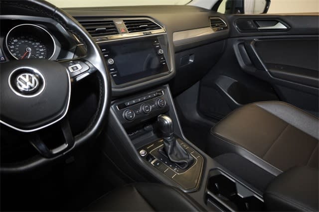 2018 Volkswagen Tiguan SE 29