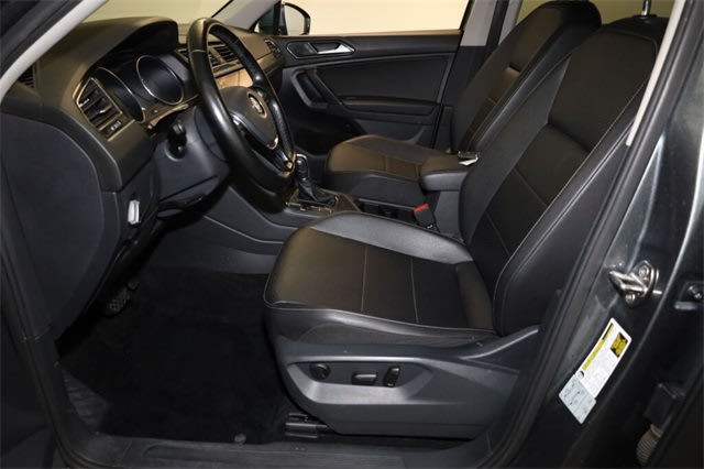 2018 Volkswagen Tiguan SE 10