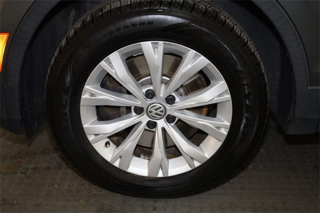 2018 Volkswagen Tiguan SE 7