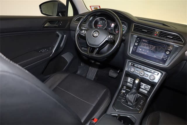 2018 Volkswagen Tiguan SE 9