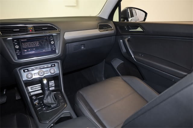 2018 Volkswagen Tiguan SE 14