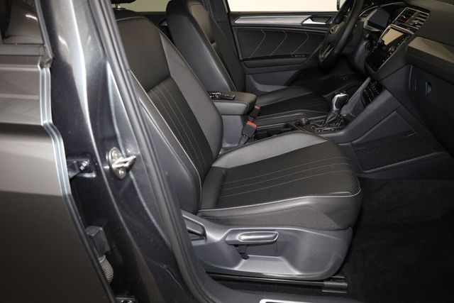 Thumbnail: 2022 Volkswagen Tiguan - 12