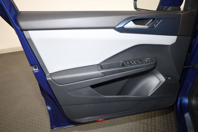 Thumbnail: 2022 Volkswagen Taos - 27