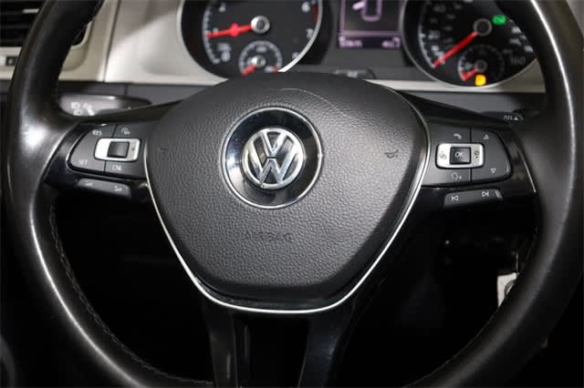 Thumbnail: 2016 Volkswagen Golf - 35