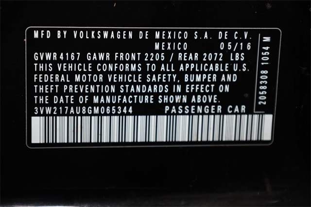 Thumbnail: 2016 Volkswagen Golf - 19