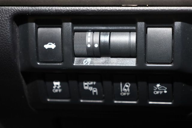 Thumbnail: 2018 Subaru Legacy - 28