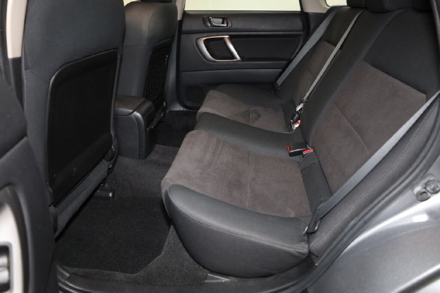 Thumbnail: 2009 Subaru Outback - 12