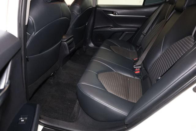 Thumbnail: 2019 Toyota Camry - 12