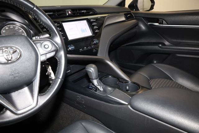 Thumbnail: 2019 Toyota Camry - 9