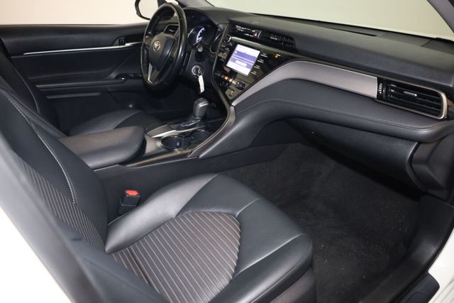 Thumbnail: 2019 Toyota Camry - 36