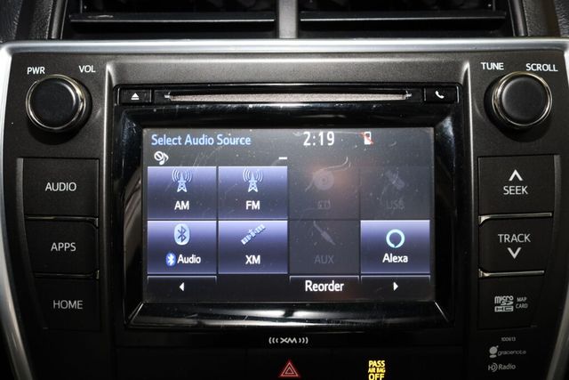 Thumbnail: 2017 Toyota Camry - 30