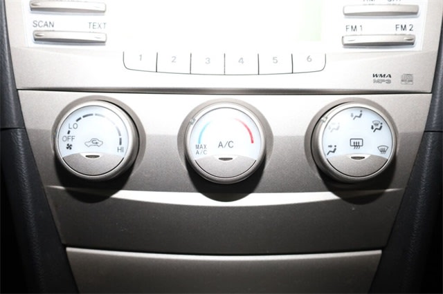 Thumbnail: 2011 Toyota Camry - 30